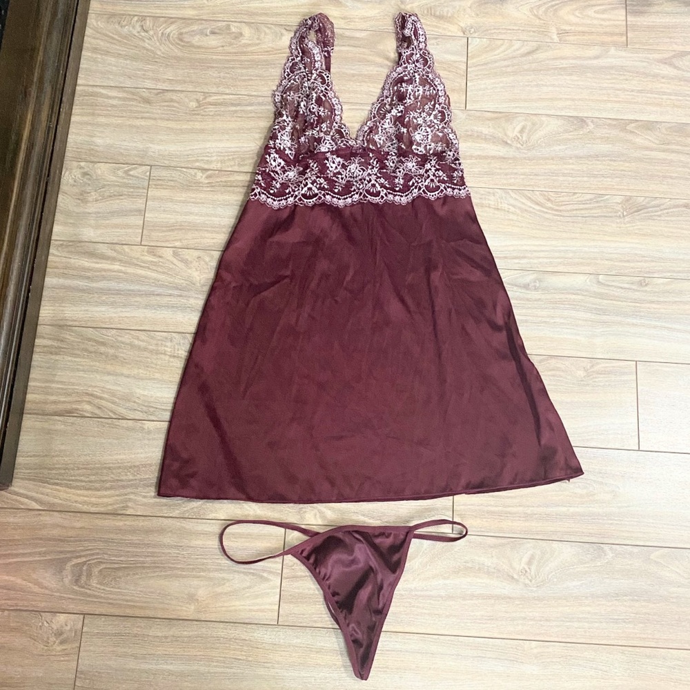 NWOT Sophie B. Intimates Burgundy Lace & Satin Baby Doll with Matching Thong M